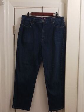 Gloria Vanderbilt Jeans Dark Indigo Straight Leg Women's  Size 18